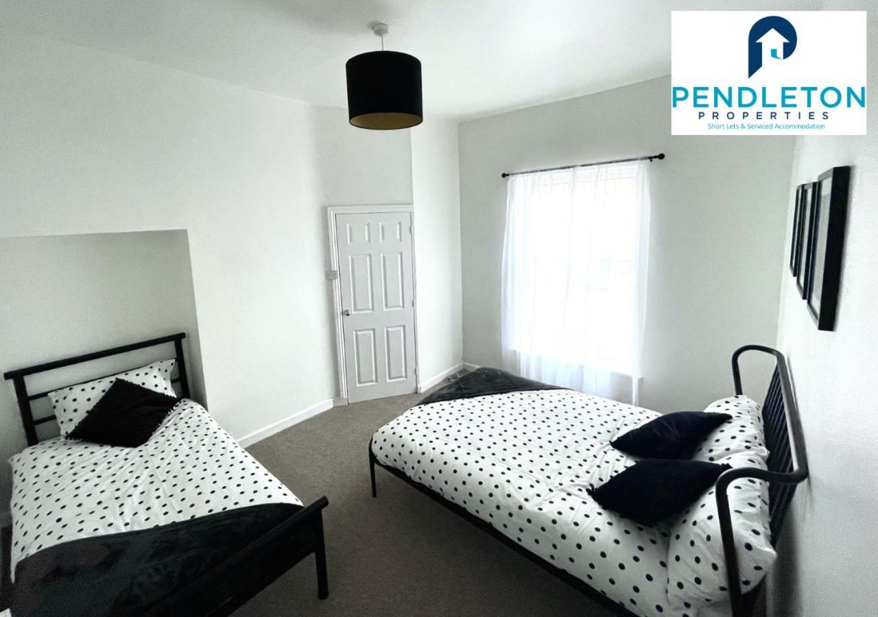 普雷斯顿Modern 3 Bed House With Free Parking And Wi-Fi别墅 外观 照片