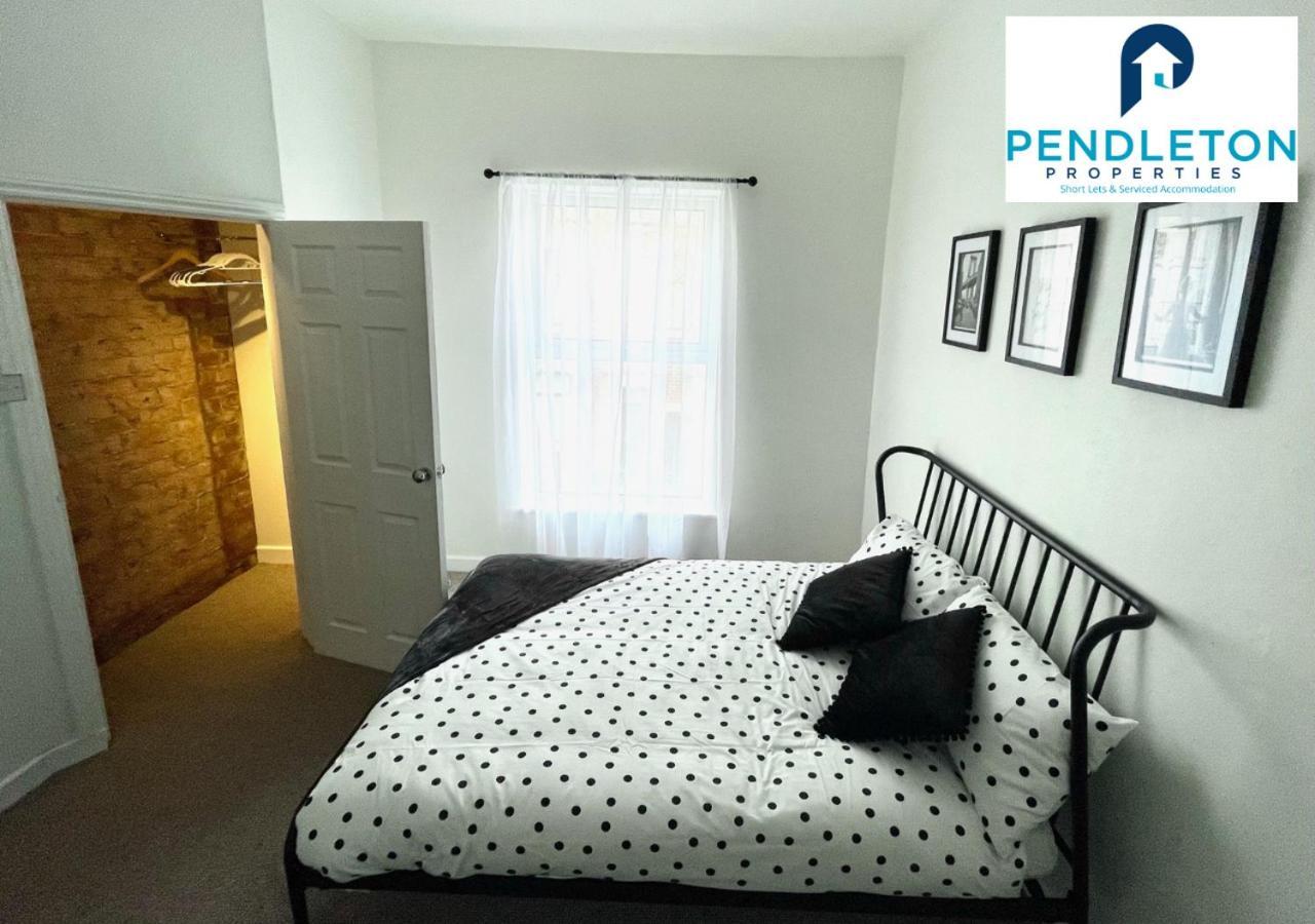 普雷斯顿Modern 3 Bed House With Free Parking And Wi-Fi别墅 外观 照片